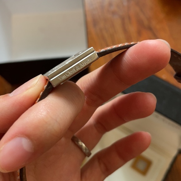 Van Cleef & Arpels watch - Picture 6 of 10